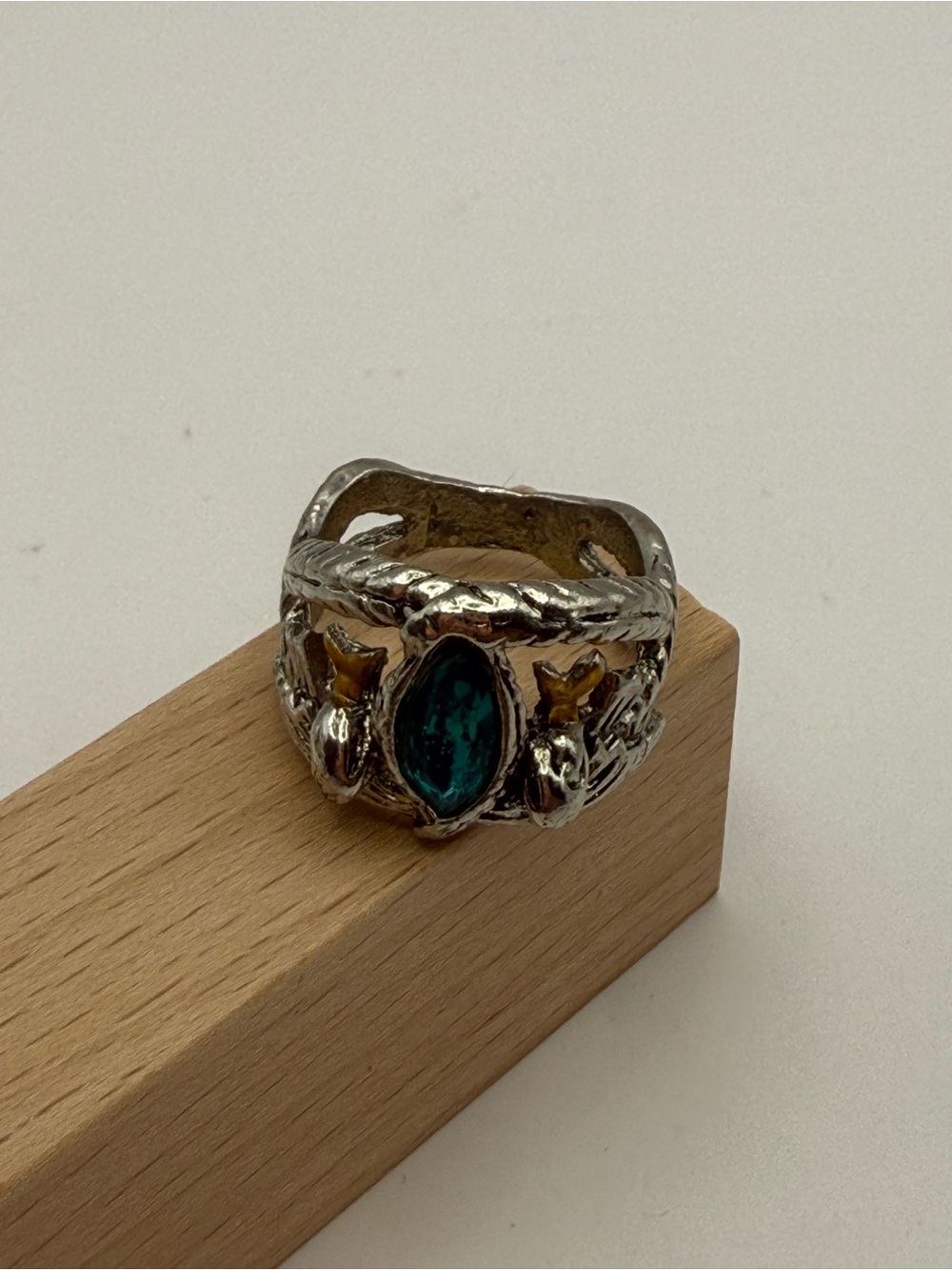 Silver Tone Seahorse Nautical Statement Ring Blue Stone